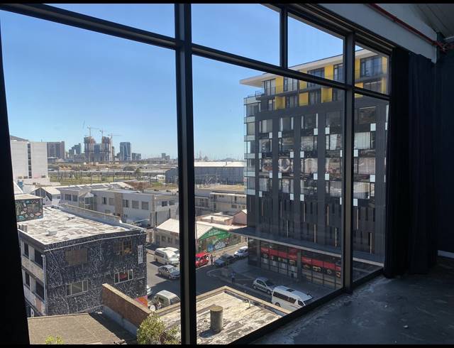 510M² OFFICE TO LET IN WOODSTOCK